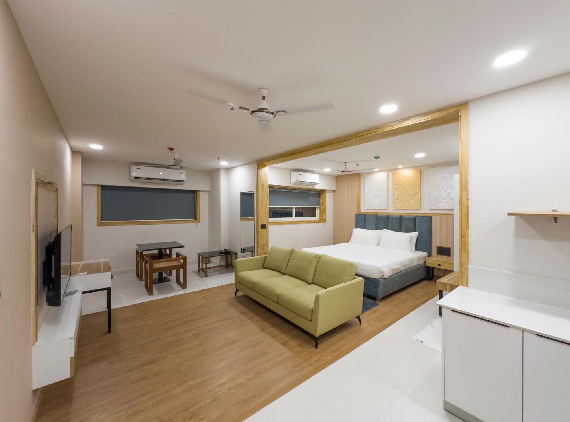 The Habitat Suites Guruvāyūr Dış mekan fotoğraf