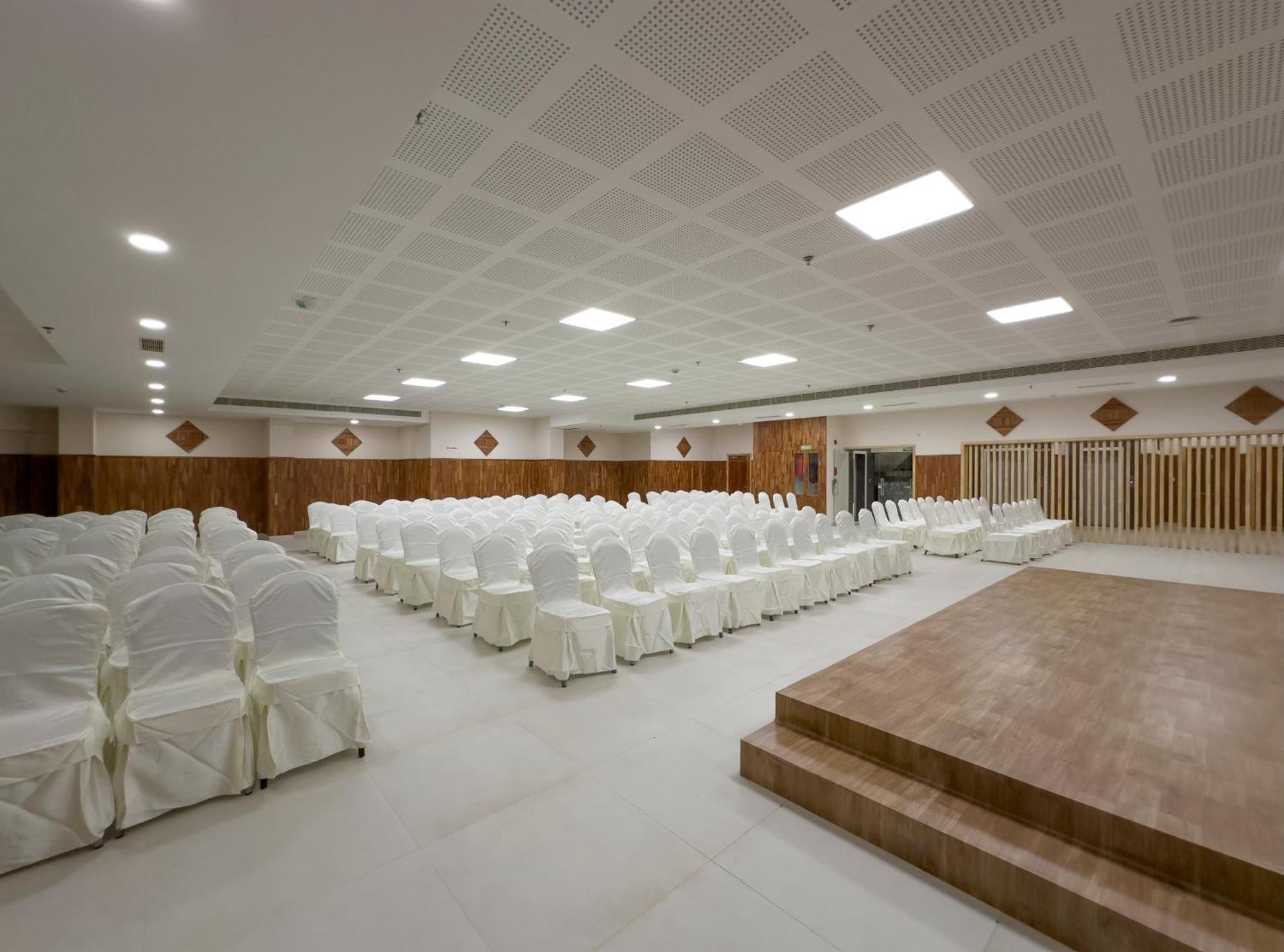 The Habitat Suites Guruvāyūr Dış mekan fotoğraf