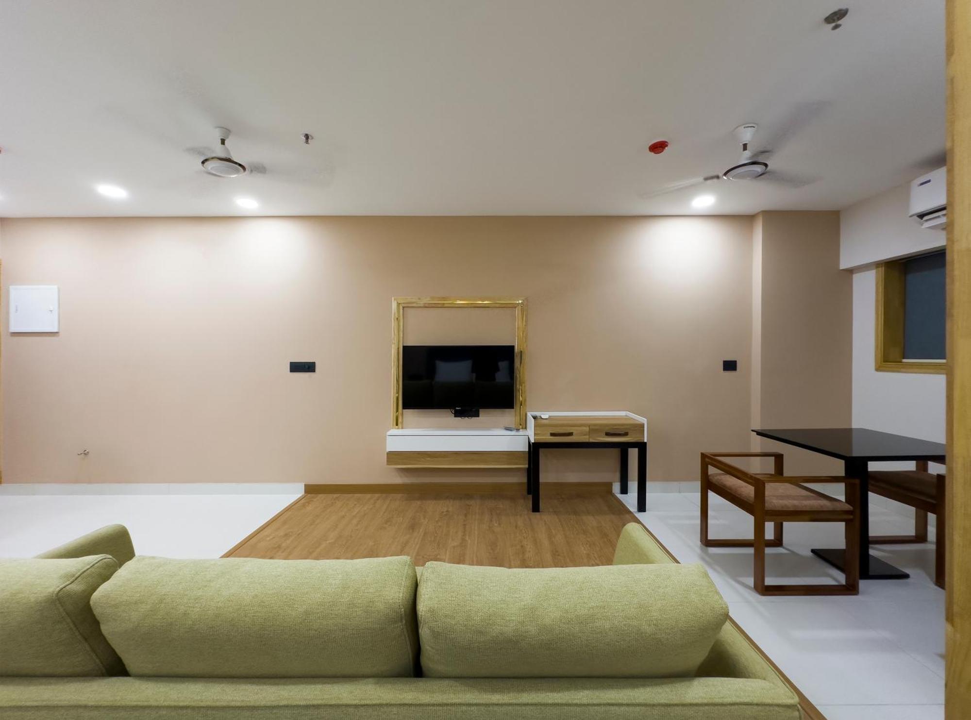 The Habitat Suites Guruvāyūr Dış mekan fotoğraf