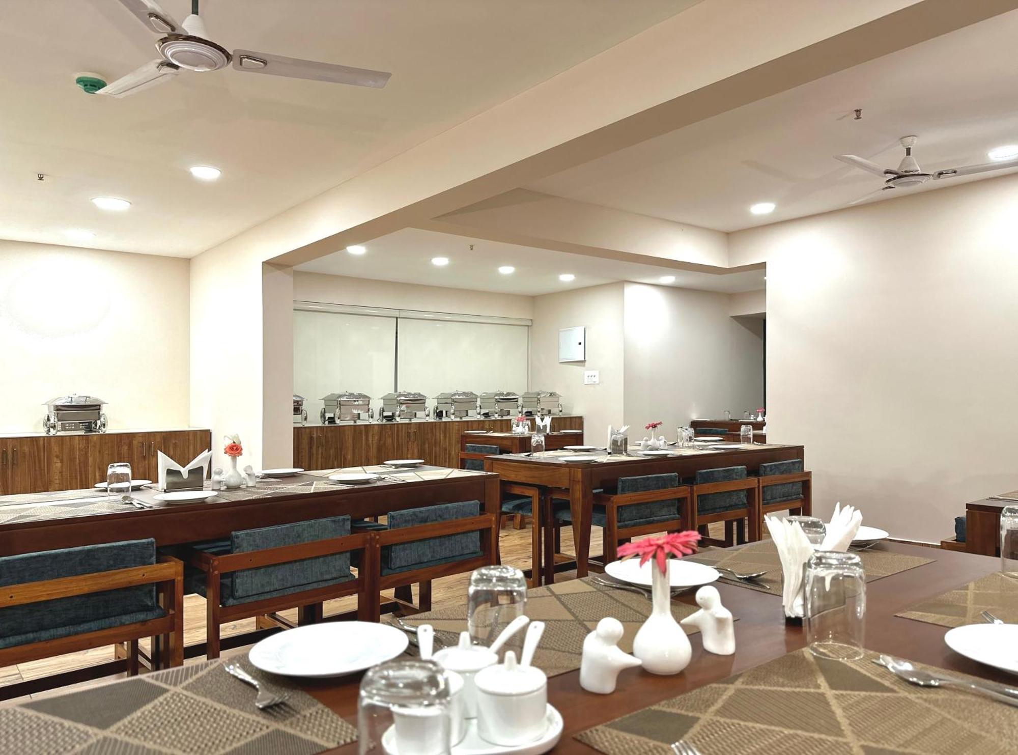 The Habitat Suites Guruvāyūr Dış mekan fotoğraf
