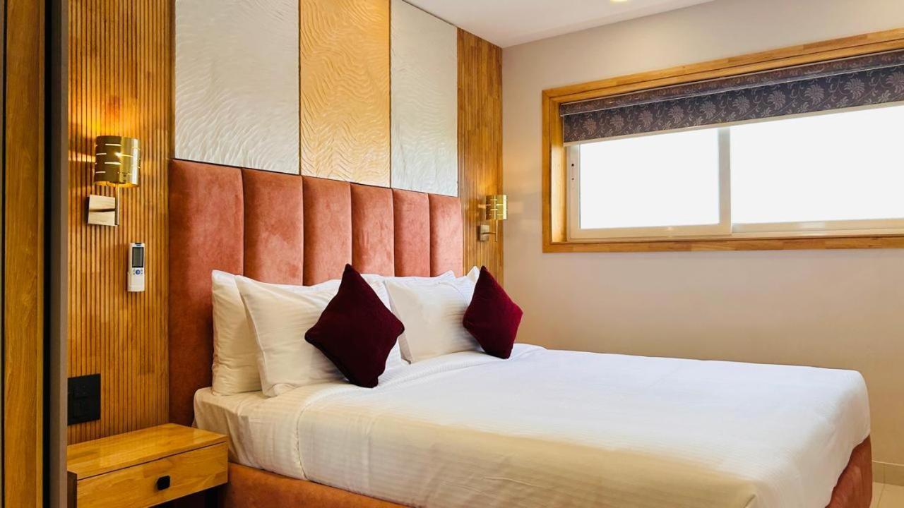 The Habitat Suites Guruvāyūr Dış mekan fotoğraf